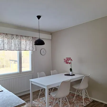 Jaeaeskaen Loma, Kojolapark Asunto 2 * Voltti